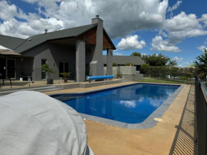 200 on Lake View, Karapiro